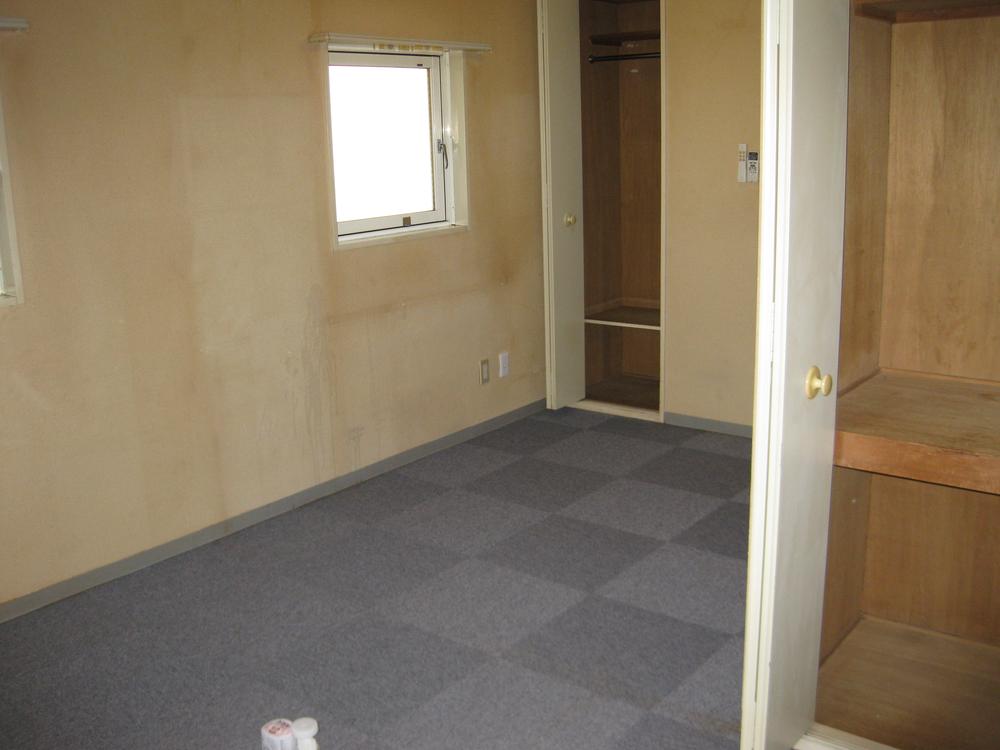 Non-living room. Indoor (11 May 2013) Shooting