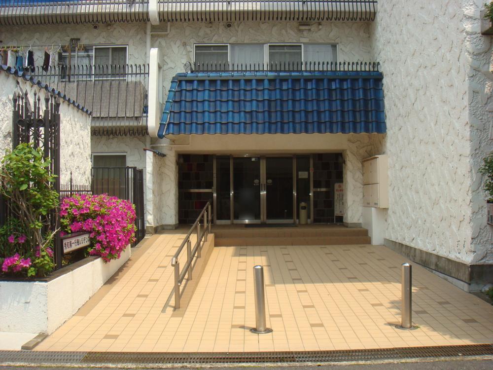 Local appearance photo