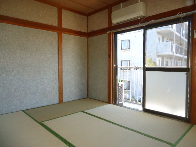 Living and room. Second floor Japanese-style room