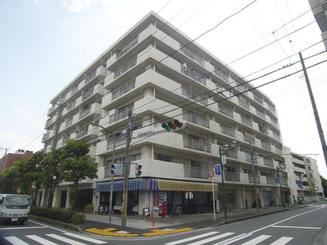 Local appearance photo. Close to commercial facilities many useful