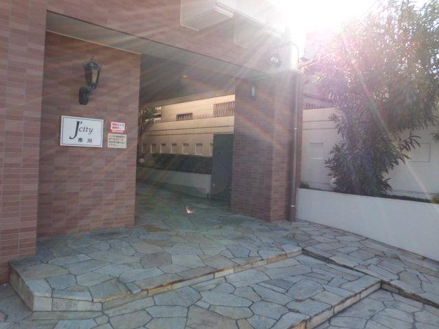 Entrance. Common areas