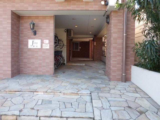 Entrance. We become a common area (Surobu. )