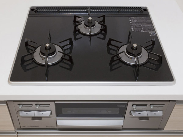 Kitchen.  [Pearl Crystal top stove] Beautiful in appearance, Adopt a strong pearl crystal top plate to heat and shock. Dirt is easily wiped off, Care is also easy. (Same specifications)