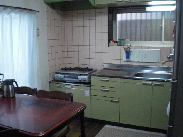 Kitchen. DK that the two sides there is a window