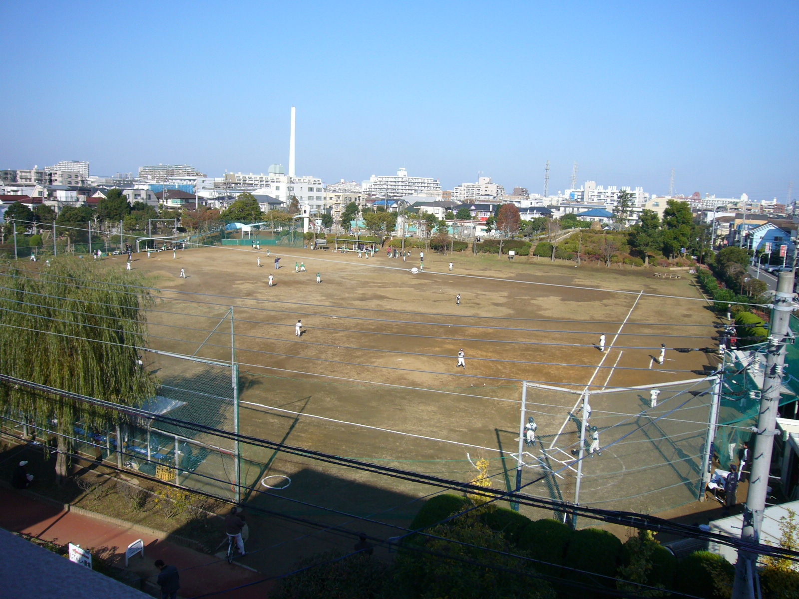 park. 10m to Minamigyotoku park (park)