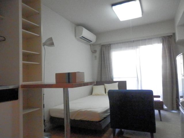 Living and room. It is fully equipped