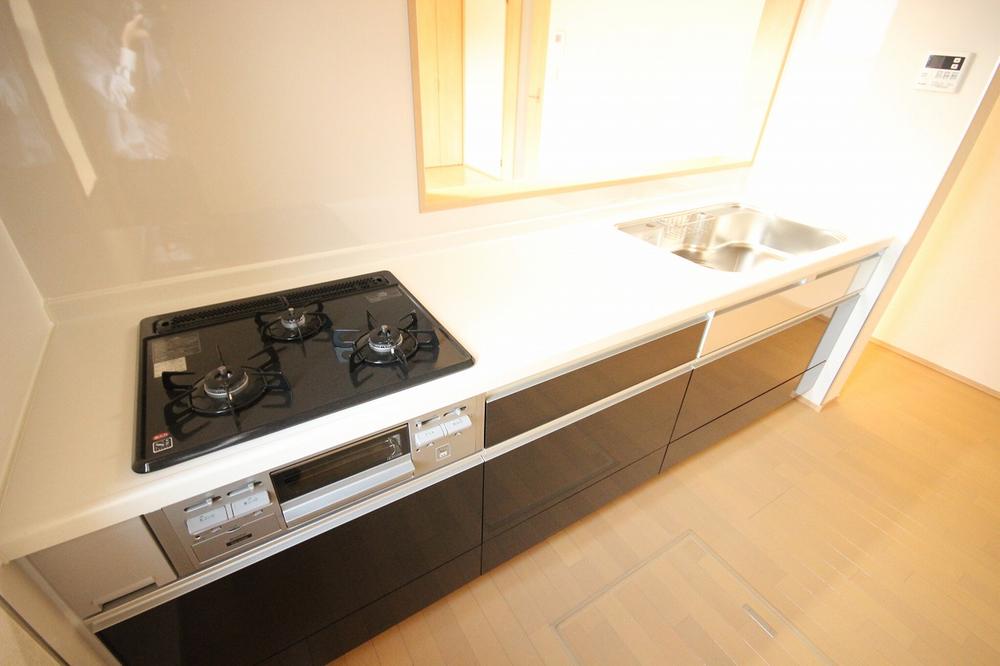 Kitchen. Popular counter kitchen to wife