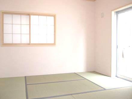 Non-living room. Is a Japanese-style room construction cases