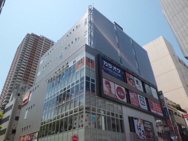 Shopping centre. 879m until Activision Ole Ichikawa (shopping center)