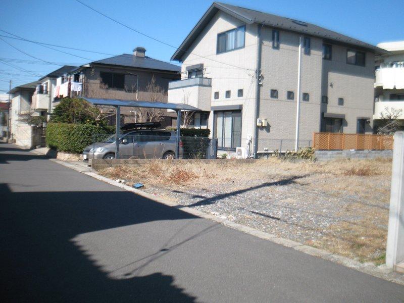 Local photos, including front road. all day, Good per yang. From the sales local south road surface, Shooting toward the west.