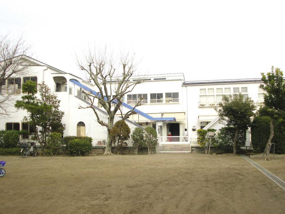 kindergarten ・ Nursery. 104m until Iris kindergarten