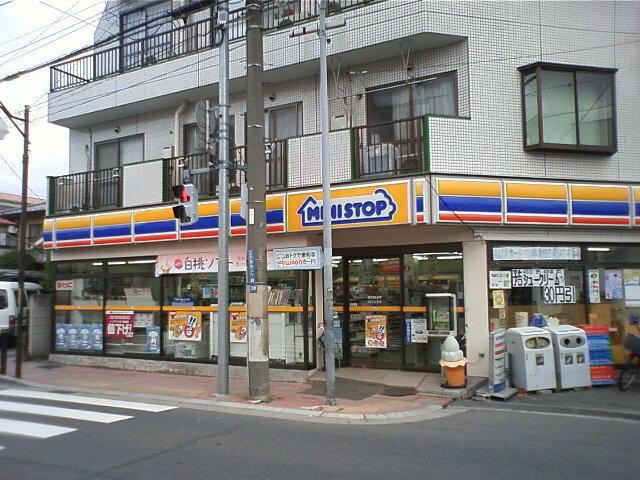 Convenience store. 263m until MINISTOP (north 2)