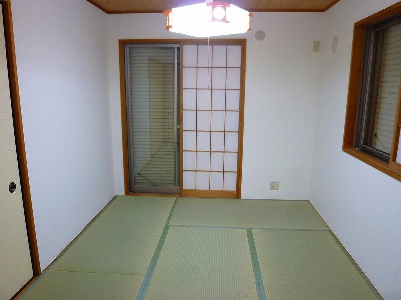 Non-living room. First floor Japanese-style room 6 Pledge