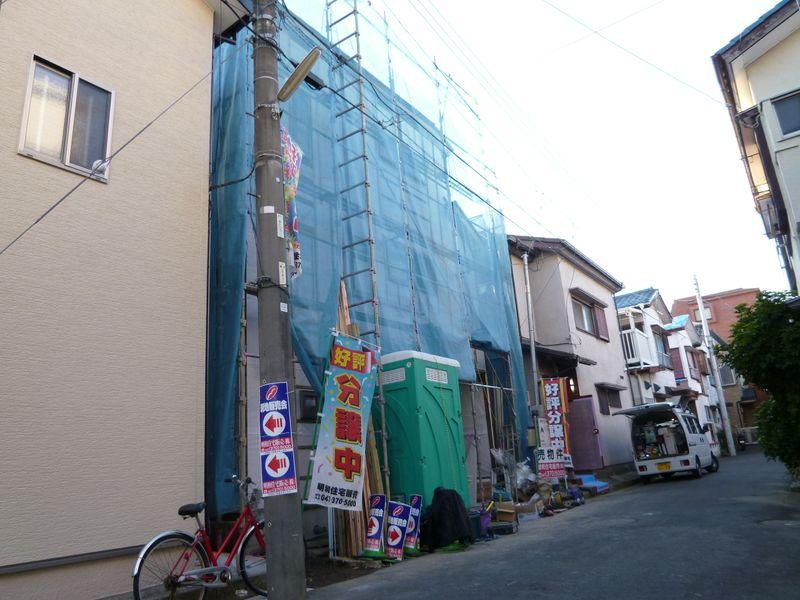 Local appearance photo. The appearance of the property as seen from the nearby