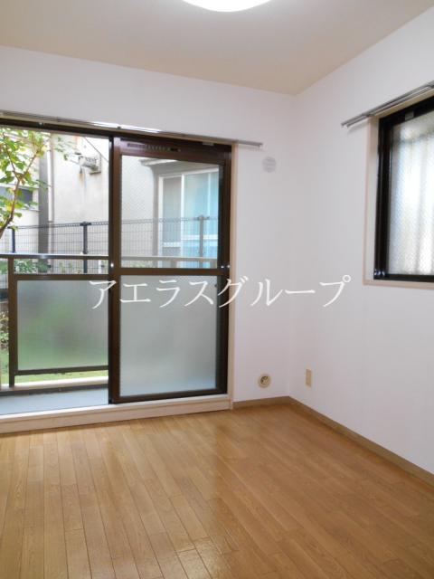 Ichikawa City, Chiba Prefecture Hiroo 1