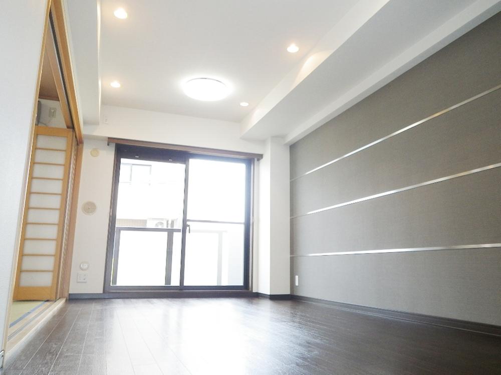 Living. To become a complete image. Color selection is also possible. (It will be renovation of after the contract)