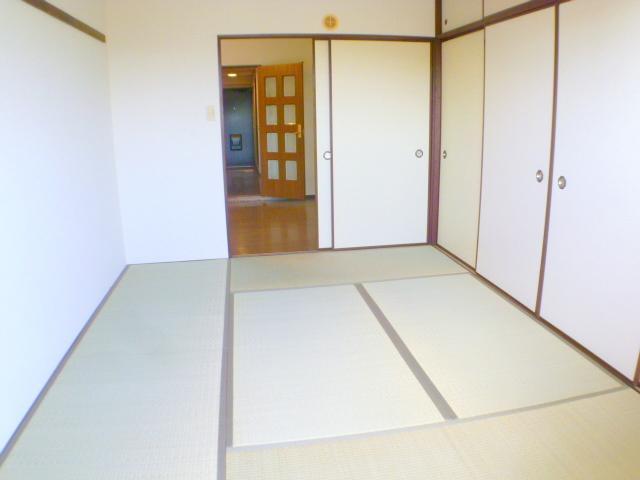 Other room space. Plenty some Japanese-style room also housed.