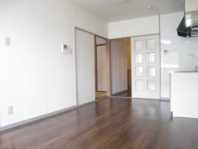 Living and room