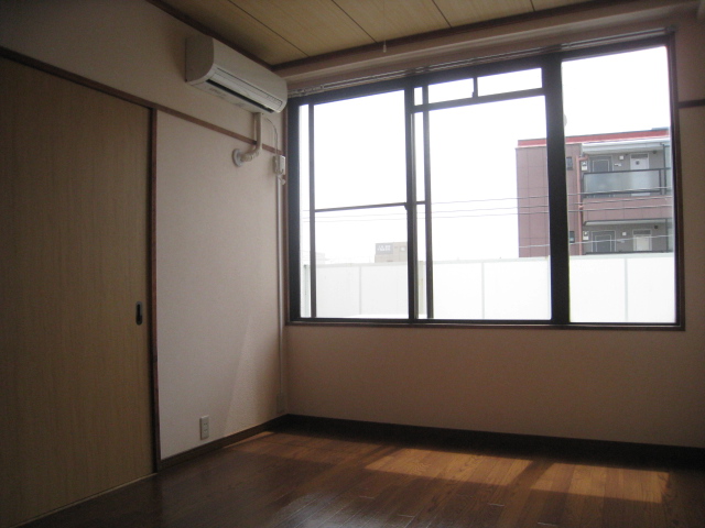 Other room space