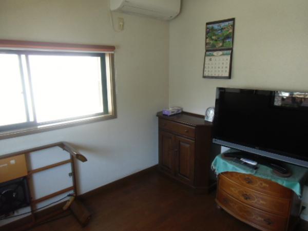 Non-living room