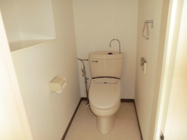 Ichikawa City, Chiba Prefecture Yawata 3