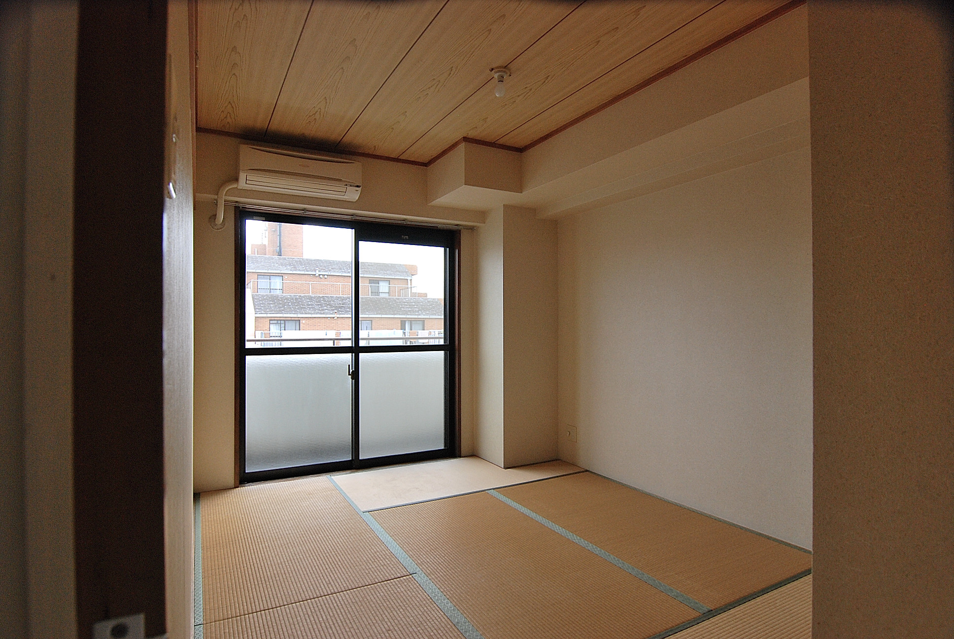 Other room space. Japanese-style room 6 quires