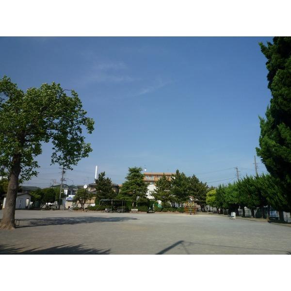 park. Minamigyotoku 1101m Ainokawa park to the park