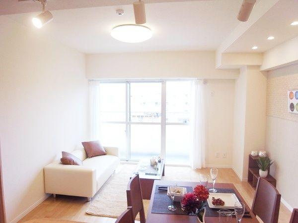 Living. Bright room. Certainly once please visit.