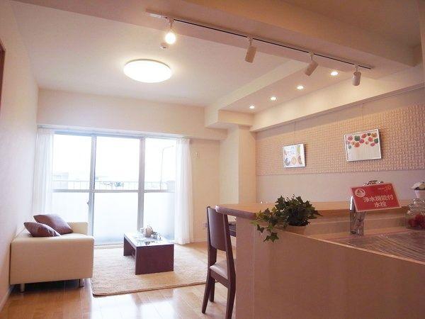 Living. Good per sun