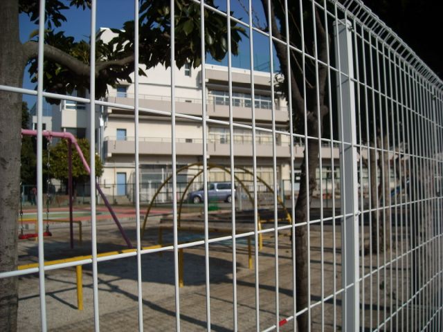 Primary school. Municipal Minamigyotoku up to elementary school (elementary school) 750m