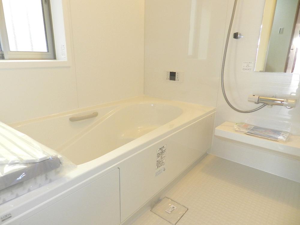 Other Equipment. ■ Same specifications: Bathroom