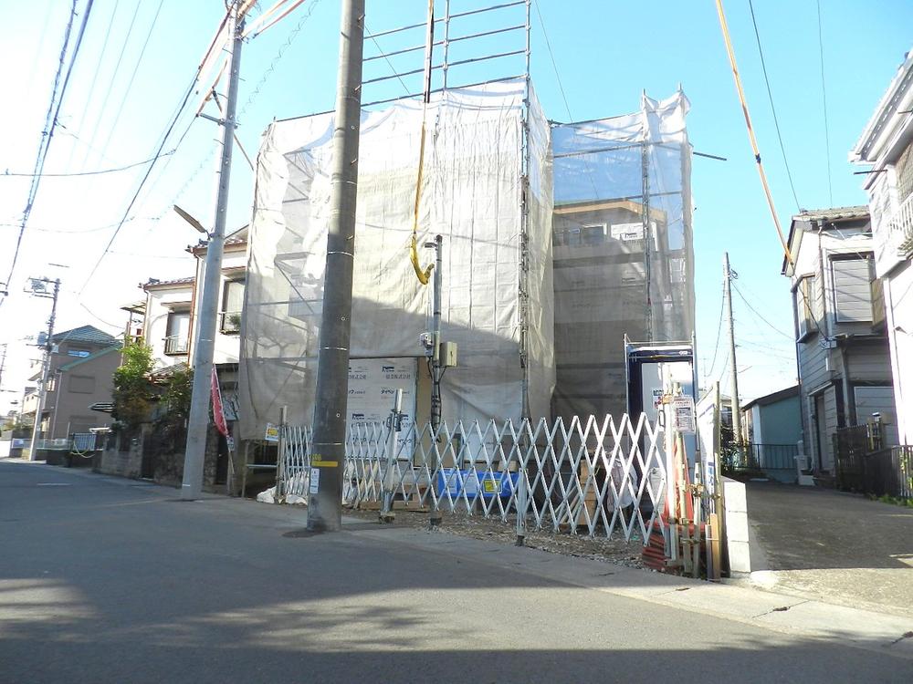 Local appearance photo. Local (12 May 2013) Shooting ■ 2014 mid-January will be completed Site front of the utility pole is the relocation plan.