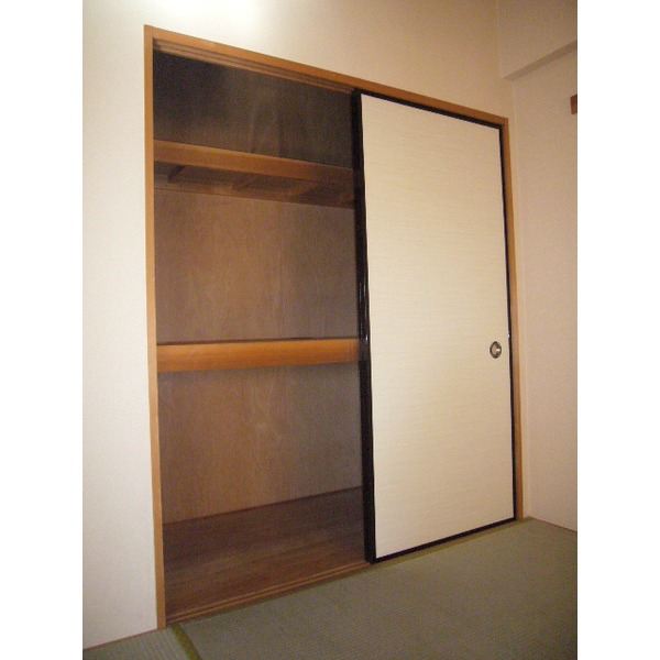 Receipt. Armoire