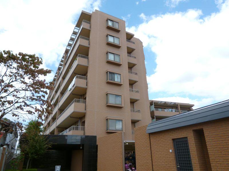 Local appearance photo. Exterior of 2013 the end of September shooting