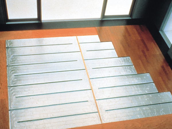 Other.  [TES hot water floor heating] Living a safe hot water floor heating in the clean ・ Adopted in dining ・ It is soft and economical of warmth as compared to the electric. (Same specifications)