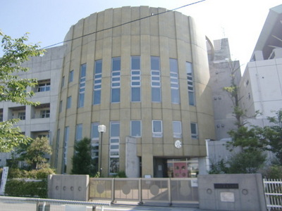 Primary school. Myoden up to elementary school (elementary school) 340m