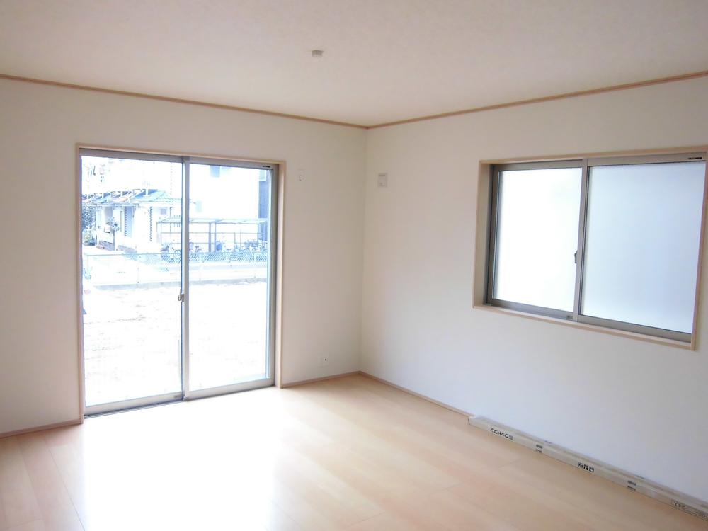 Living. Is LDK of about 15 tatami (3 Building)