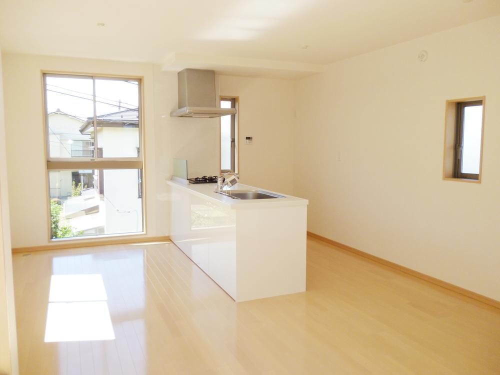 Same specifications photos (living). Living Kitchen (same specifications photo)