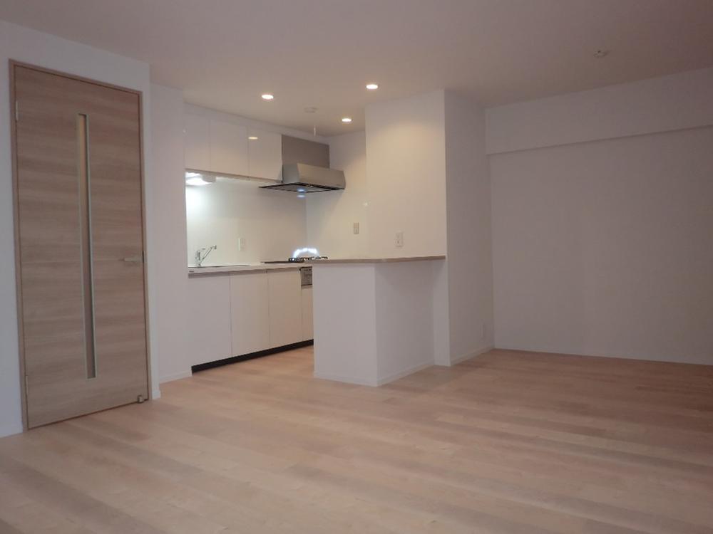 Living. Indoor (12 May 2013) Shooting