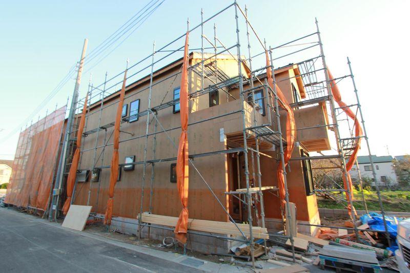 Local appearance photo. 11 Building