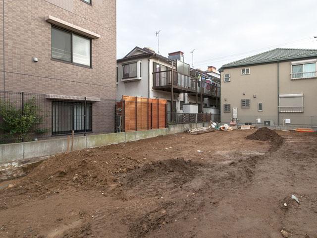 Local appearance photo. Current state