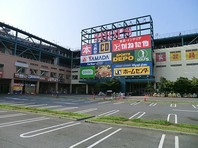 Shopping centre. 835m to Shops Ichikawa store