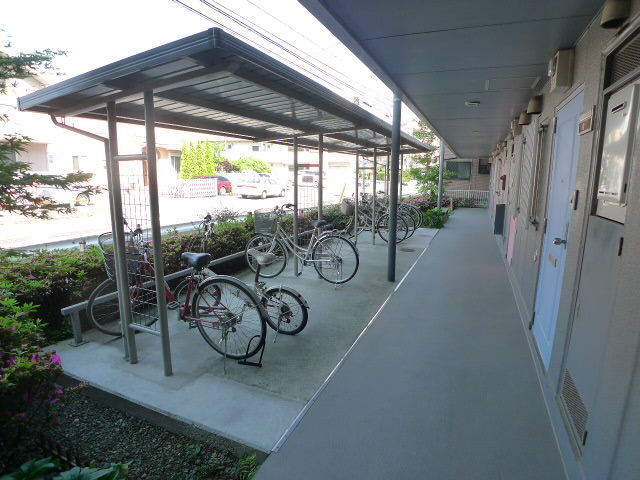 Other common areas. Shared facilities 1