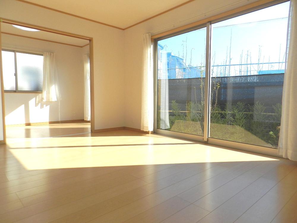 Living. LDK14 Pledge, Western and large space and spacious 19 pledge to use as between connection