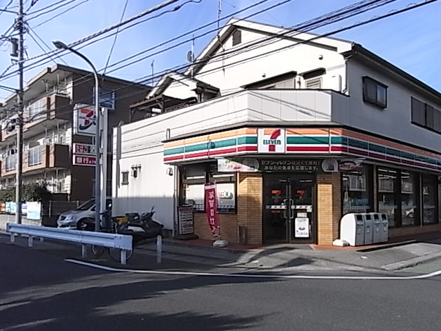 Convenience store. Seven-Eleven Ichikawa Arai 3-chome up (convenience store) 345m