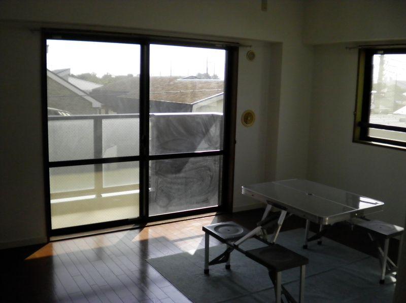 Living. LD10.3 Pledge