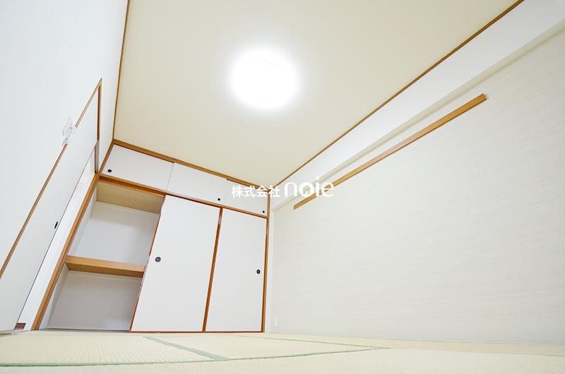 Non-living room. ~ In fact, please check ~