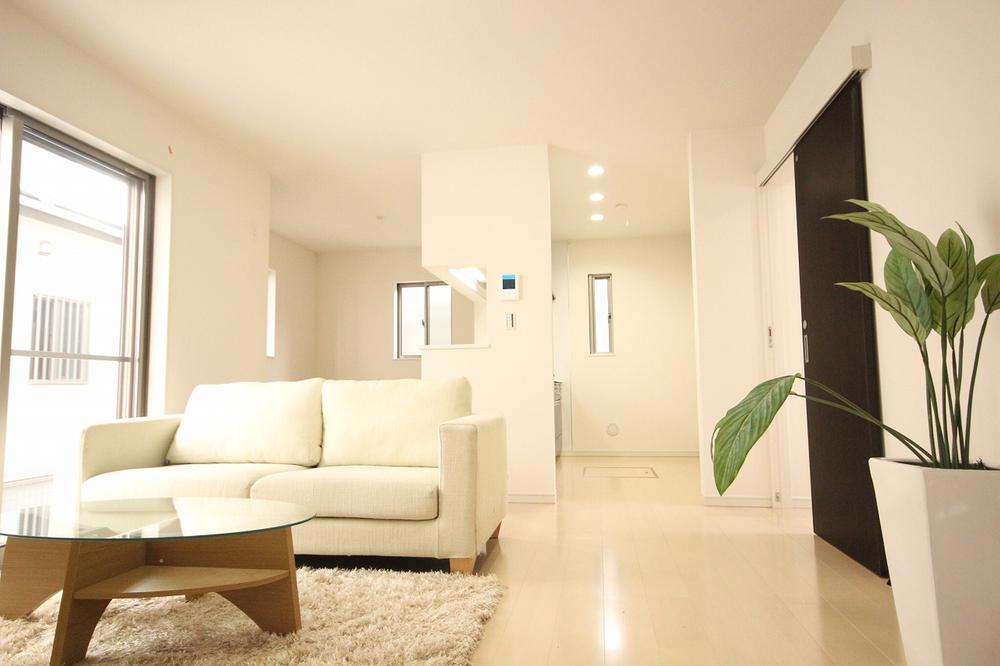 Living. In the bright living room, You momentum conversation of family