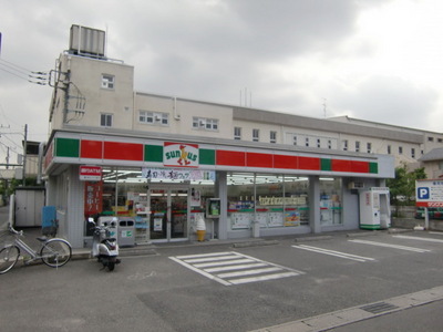 Convenience store. 565m until Thanksgiving (convenience store)