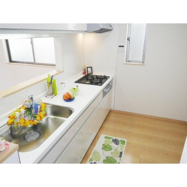 Same specifications photo (kitchen). It is the example of construction